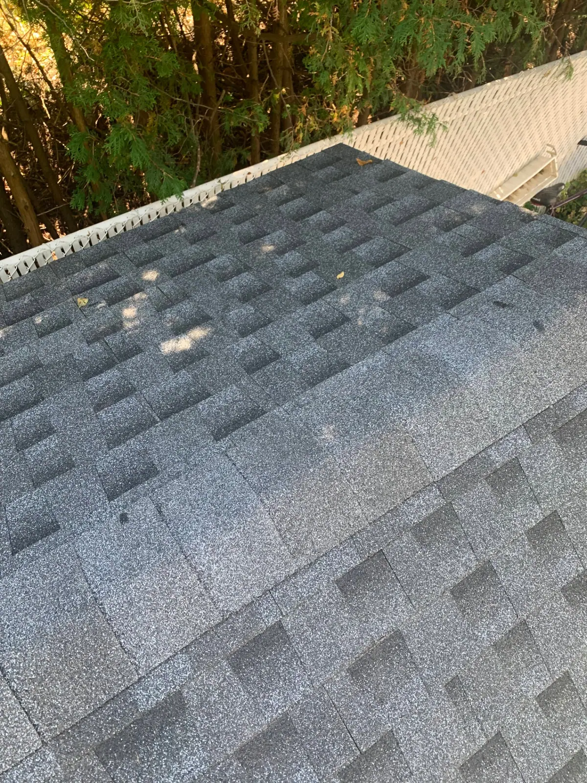 Surface de toiture terminée — pose uniforme